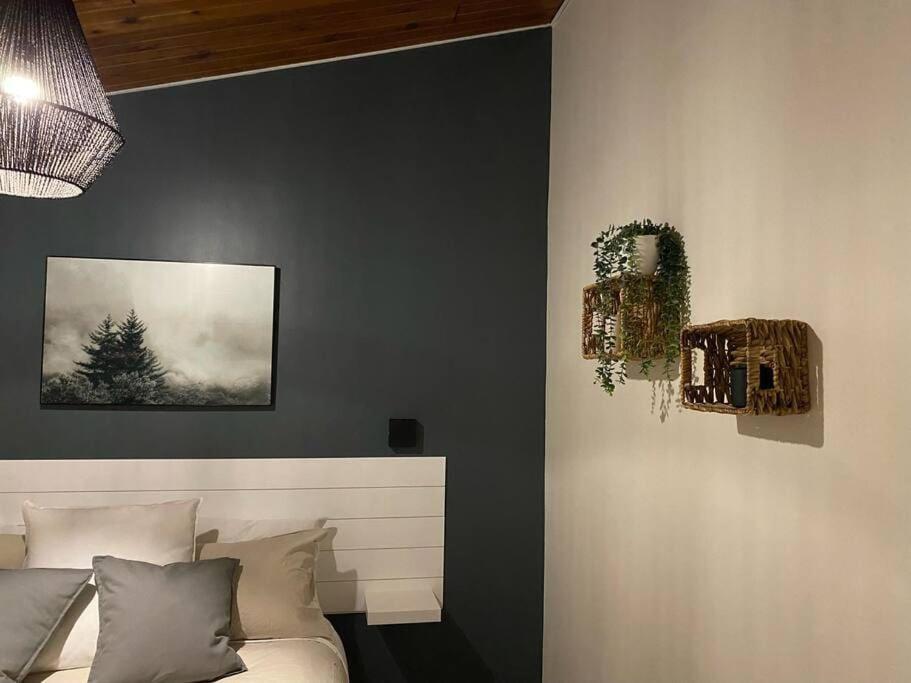 Charming Nordic Style - 2br + 1 Bath Entire House Apartment Sudbury
