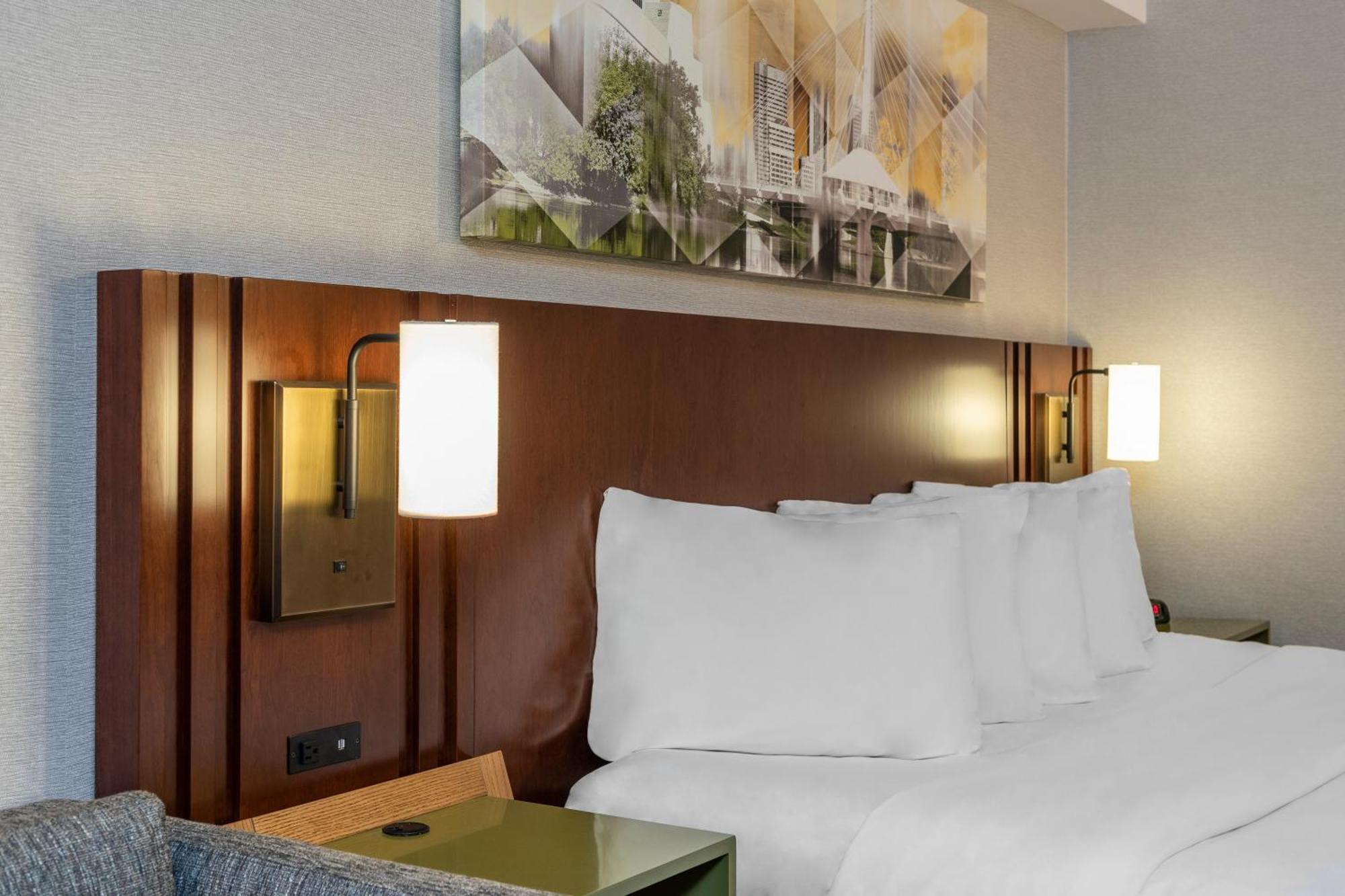 Comfort Inn 3*