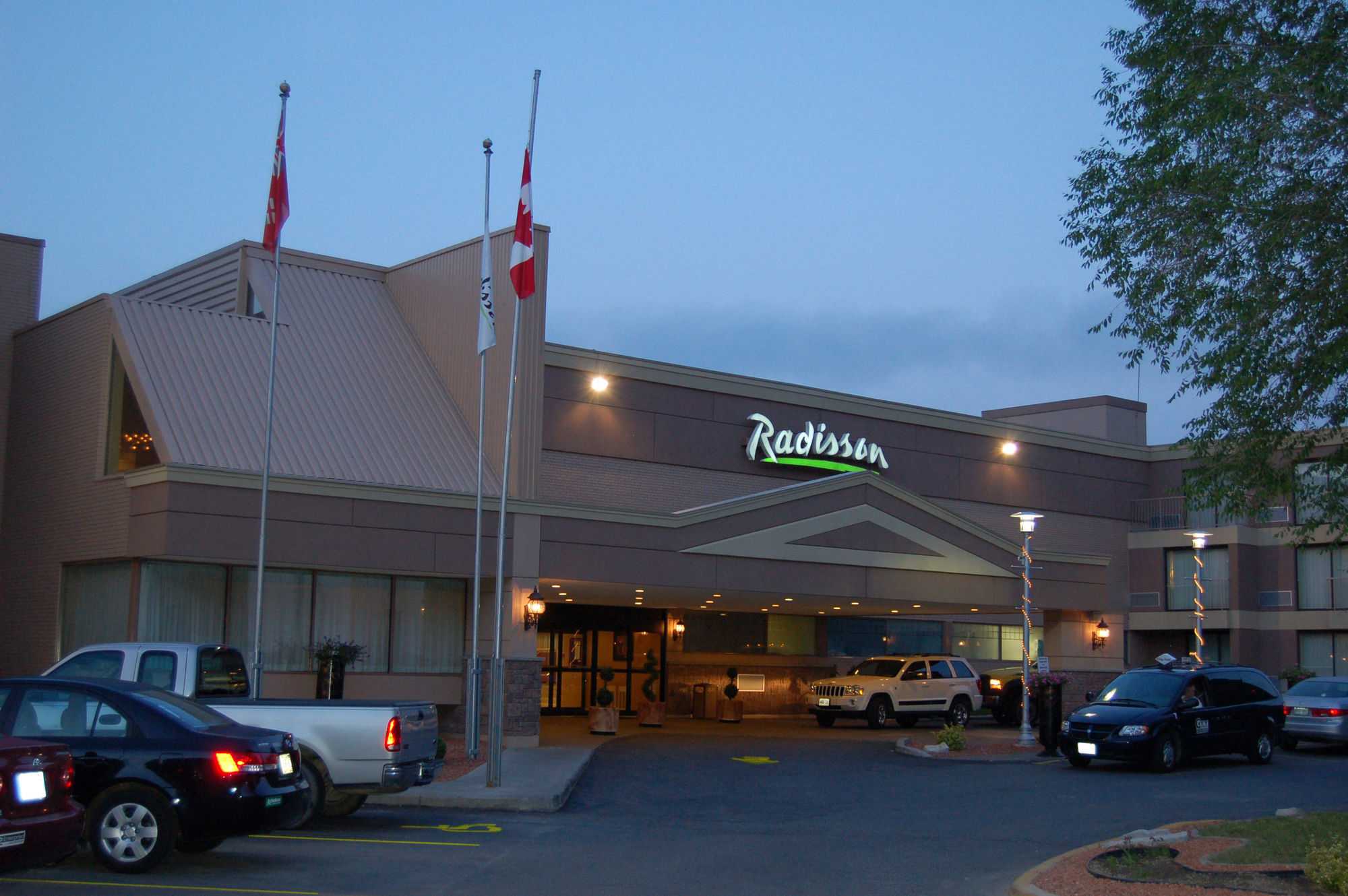 Radisson Hotel 3*