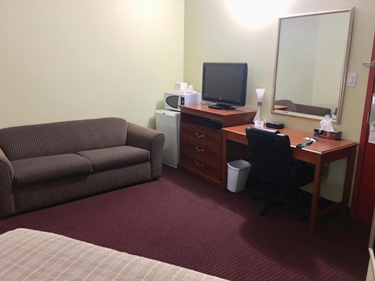 Valley Motel 2*
